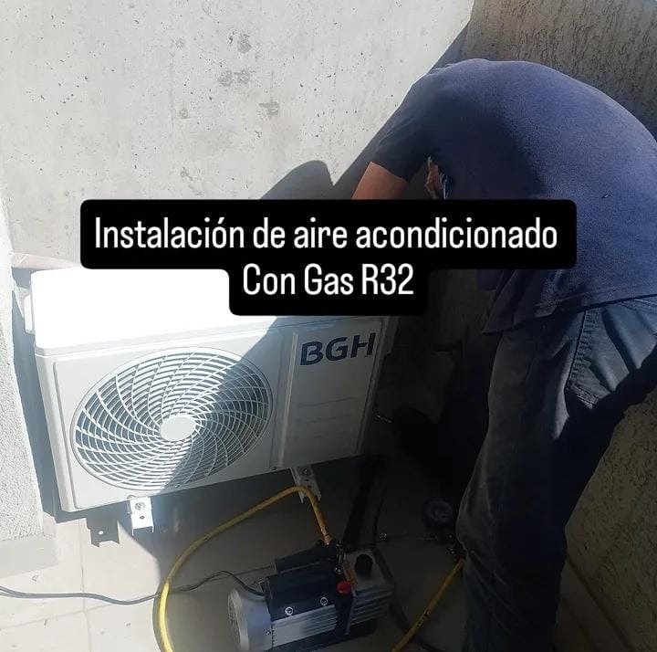 Instalación de aire acondicionado BGH con Gas R32
